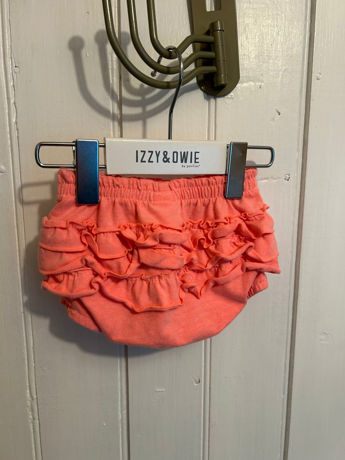 Cat & Jack 0/3m peach ruffle bum shorts