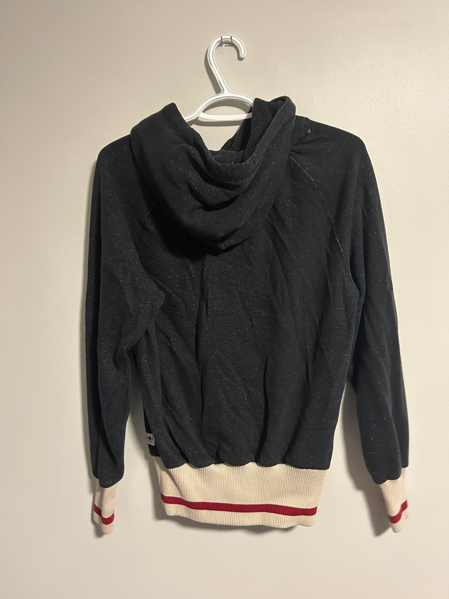 Roots women’s xs black hoodie