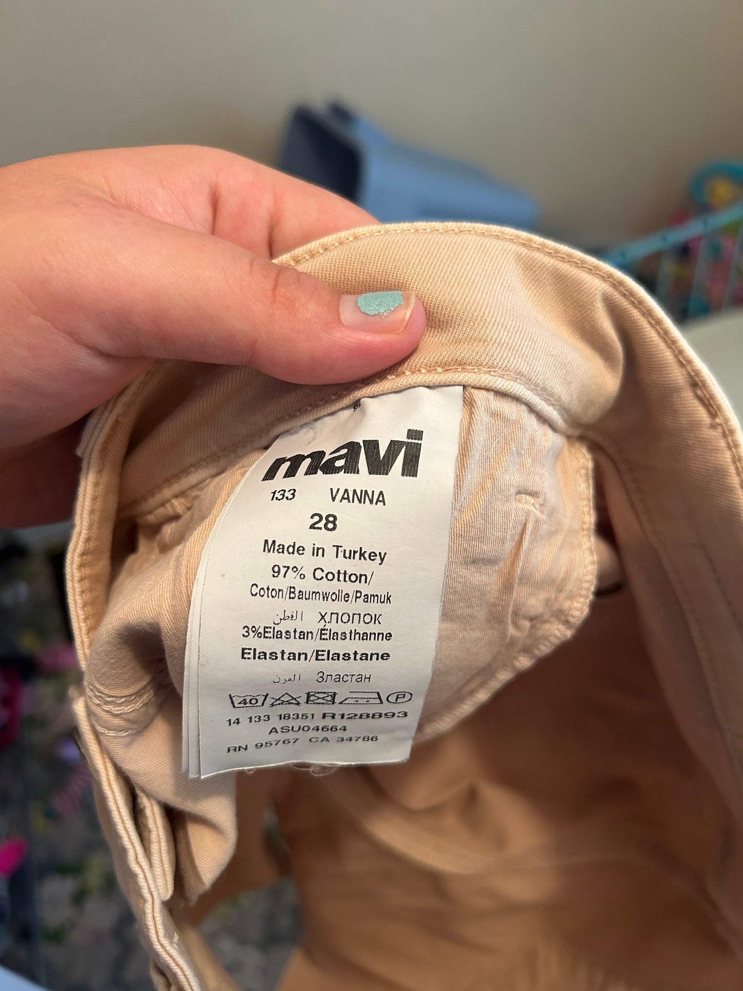 NEW Mavi 28 pinkish-tan low rise denim shorts