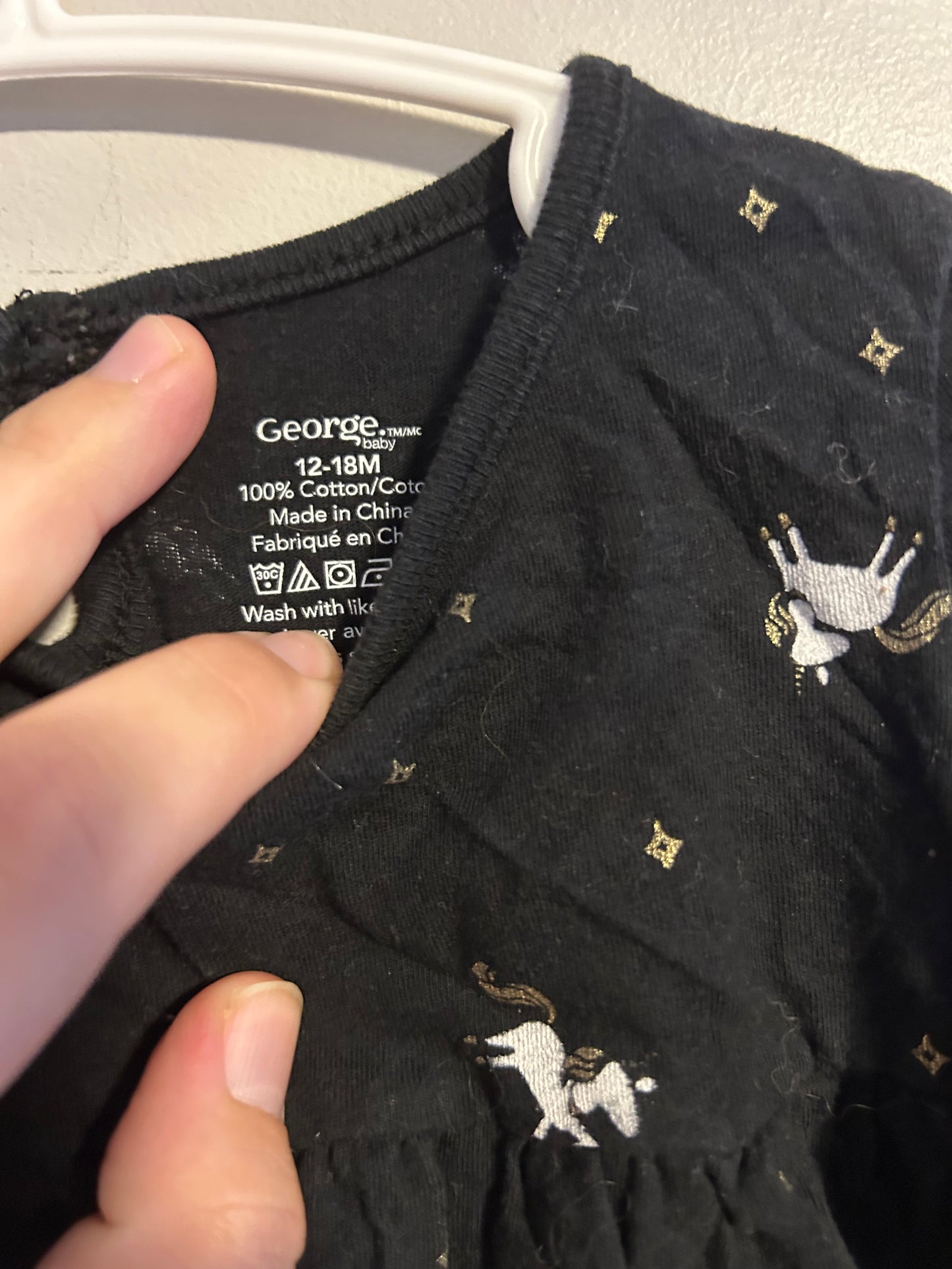 George 12/18m black unicorn top