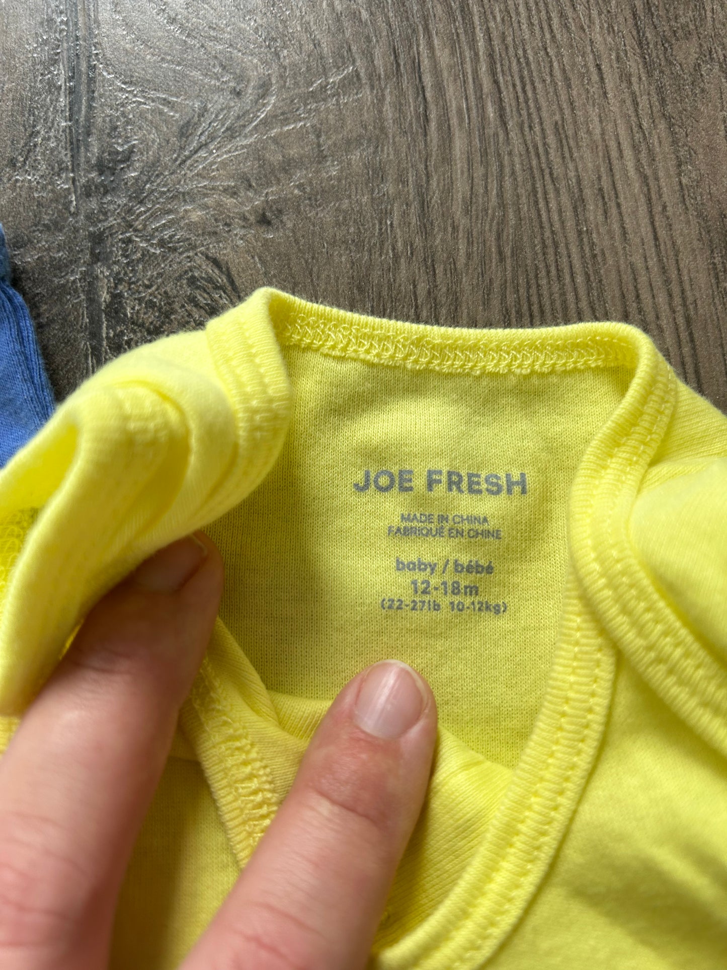 Joe fresh 12/18m blue & yellow tank onesies