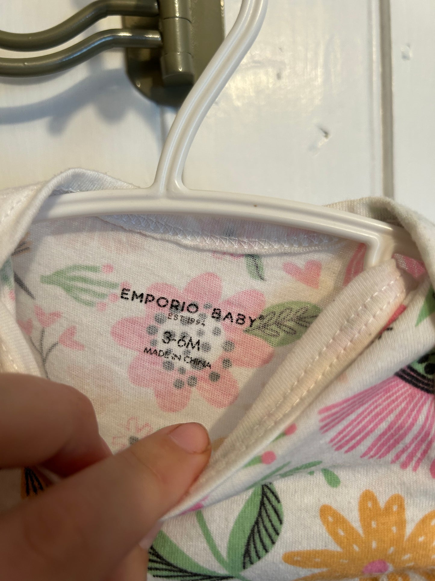 Emporio baby 3/6m floral onesie