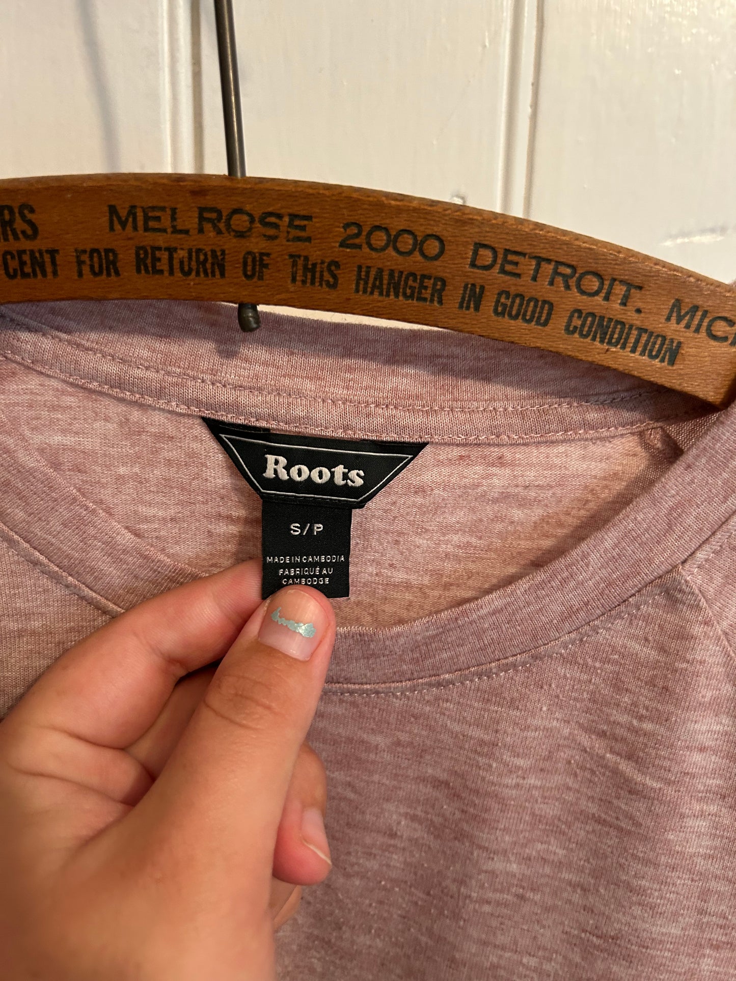 Roots small pink long sleeve round hem top