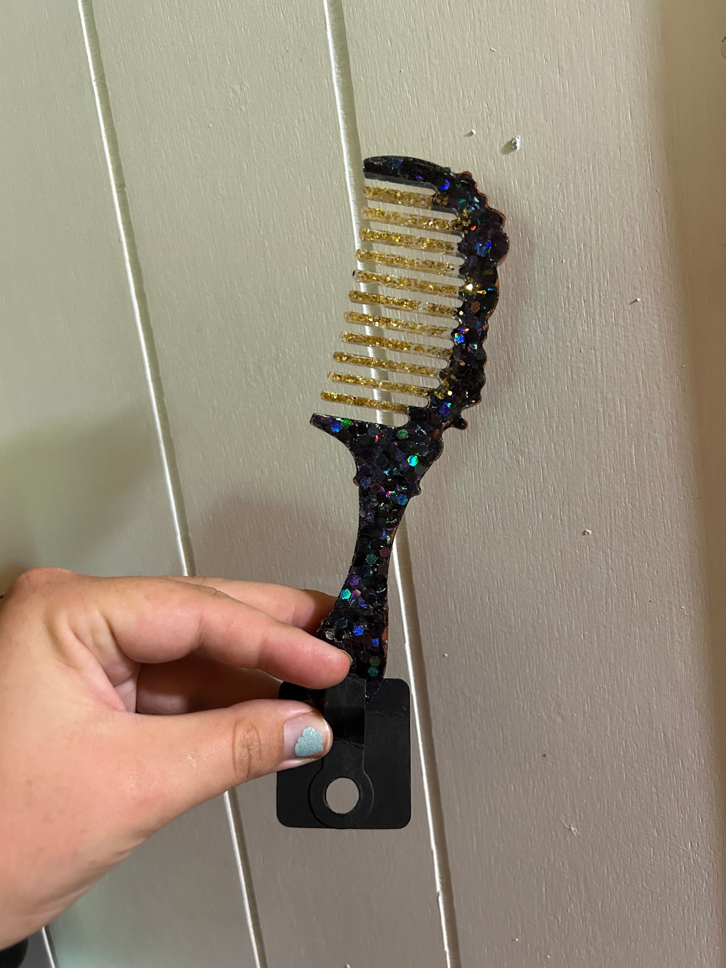 Handmade resin combs