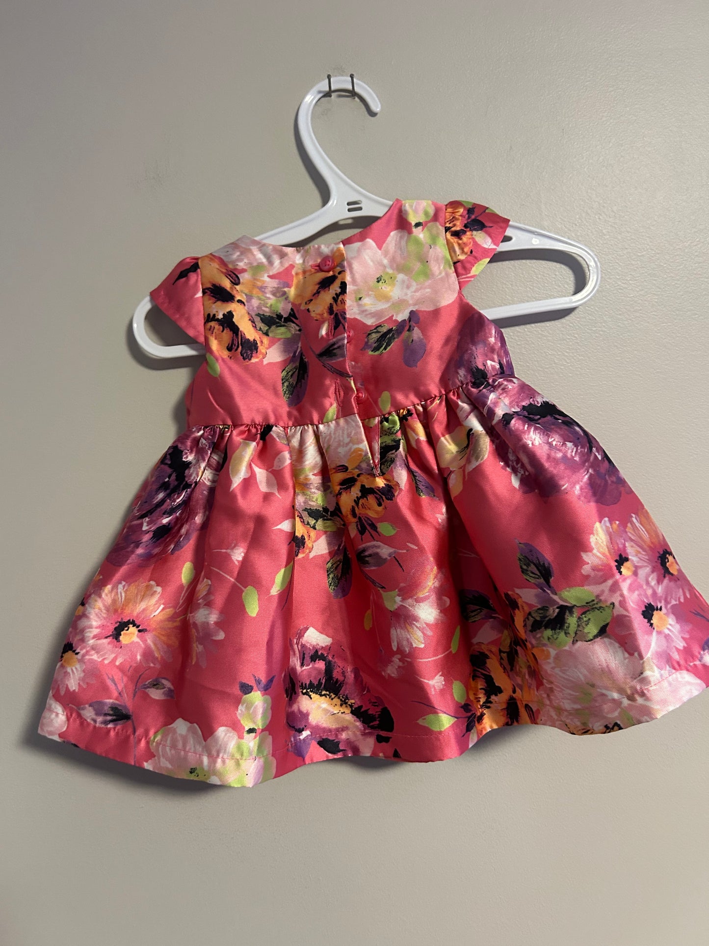 The children place 3/6m pink floral dress