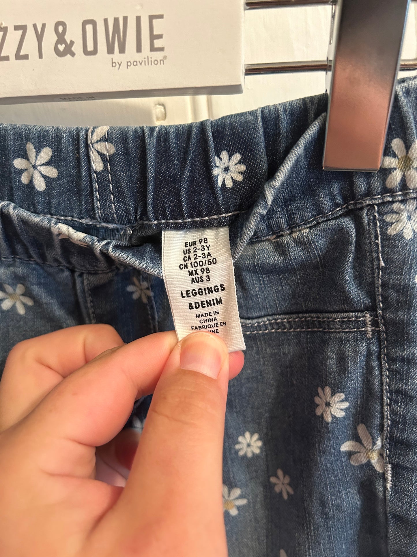 H&M 2/3t daisy denim skinny jeans