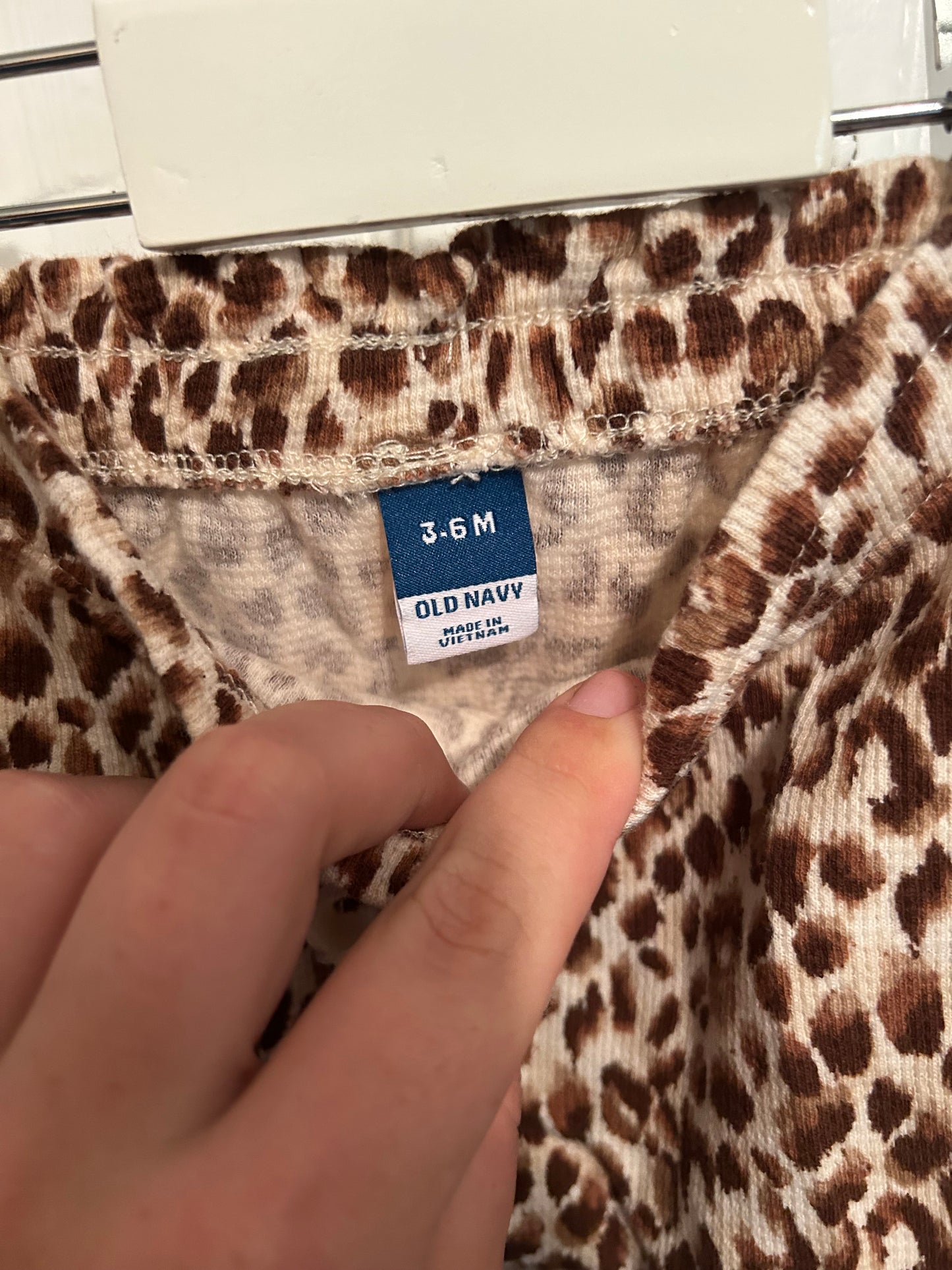 Old navy 3/6m cheetah pants
