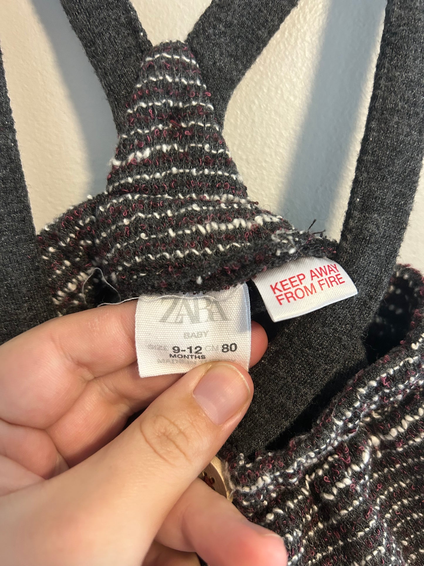 Zara 9/12m grey knit skirted overalls