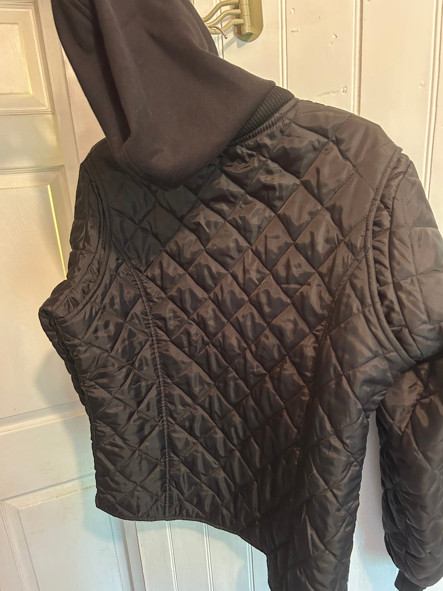 Women’s gear large black quilted bomber jacket