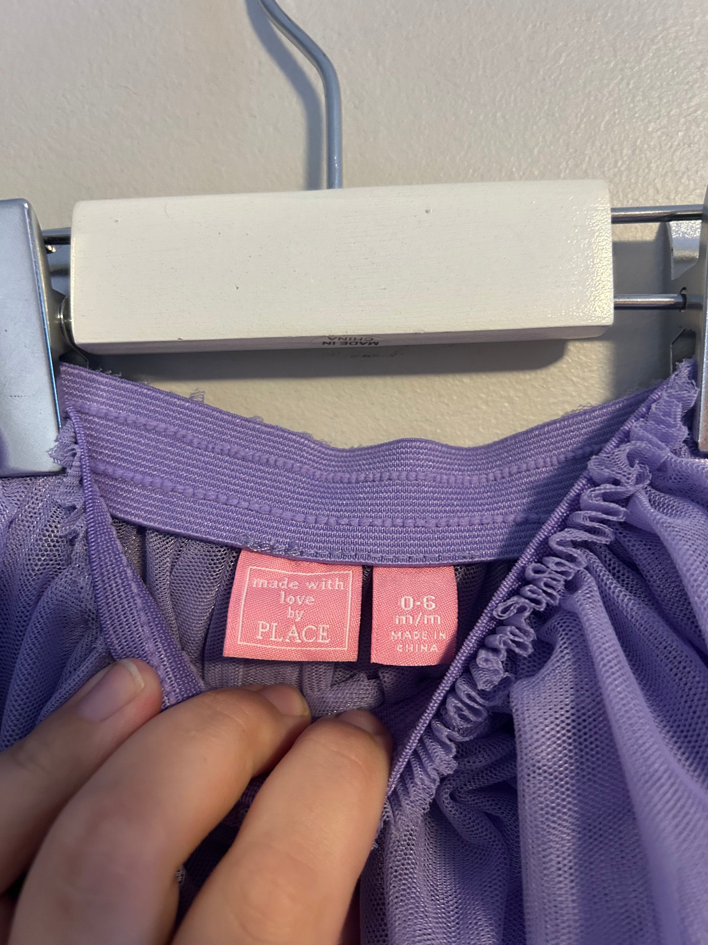 The children place 0/6m purple tulle skirt