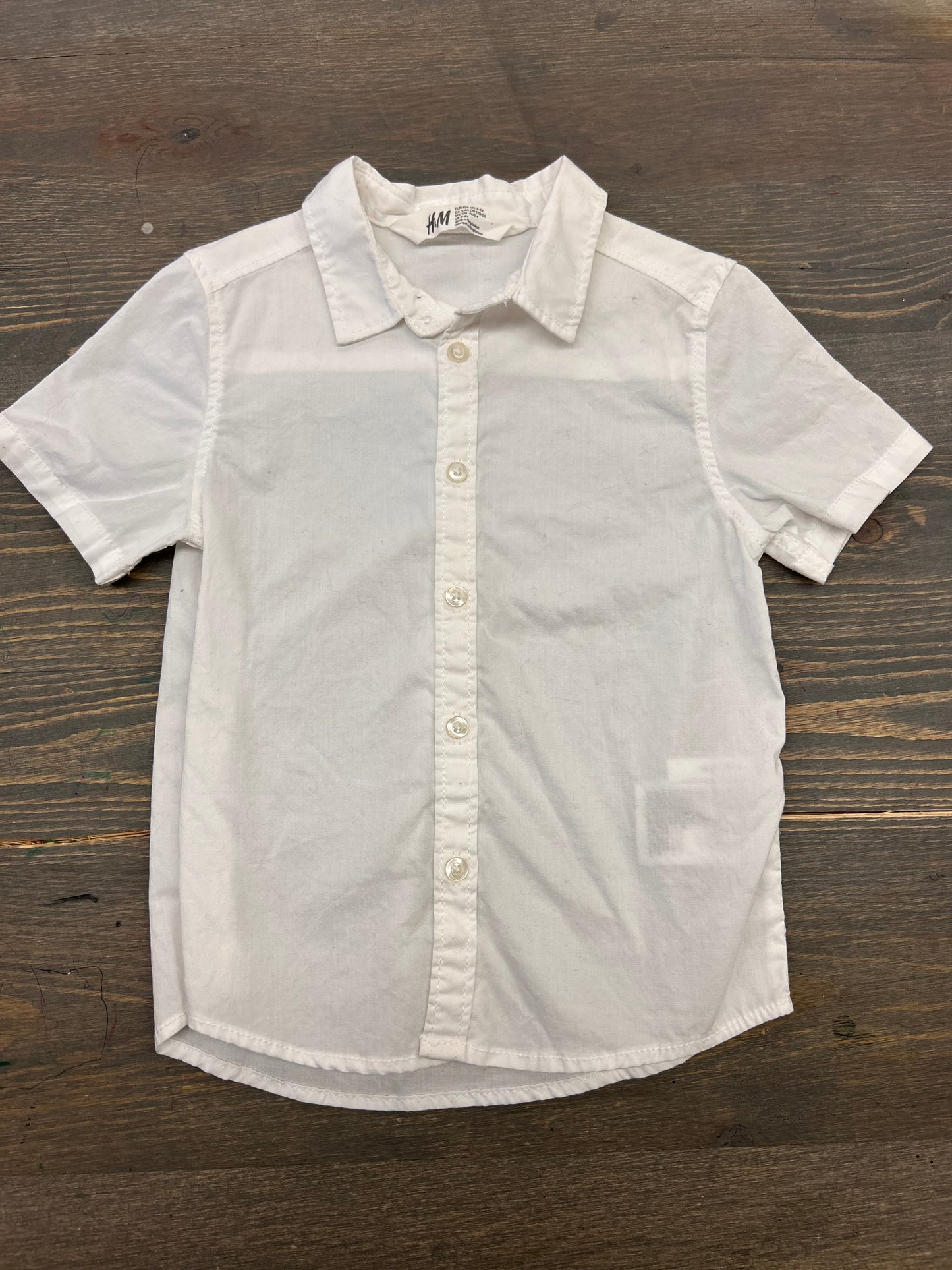 H&M 3/4t white short sleeve button up shirt
