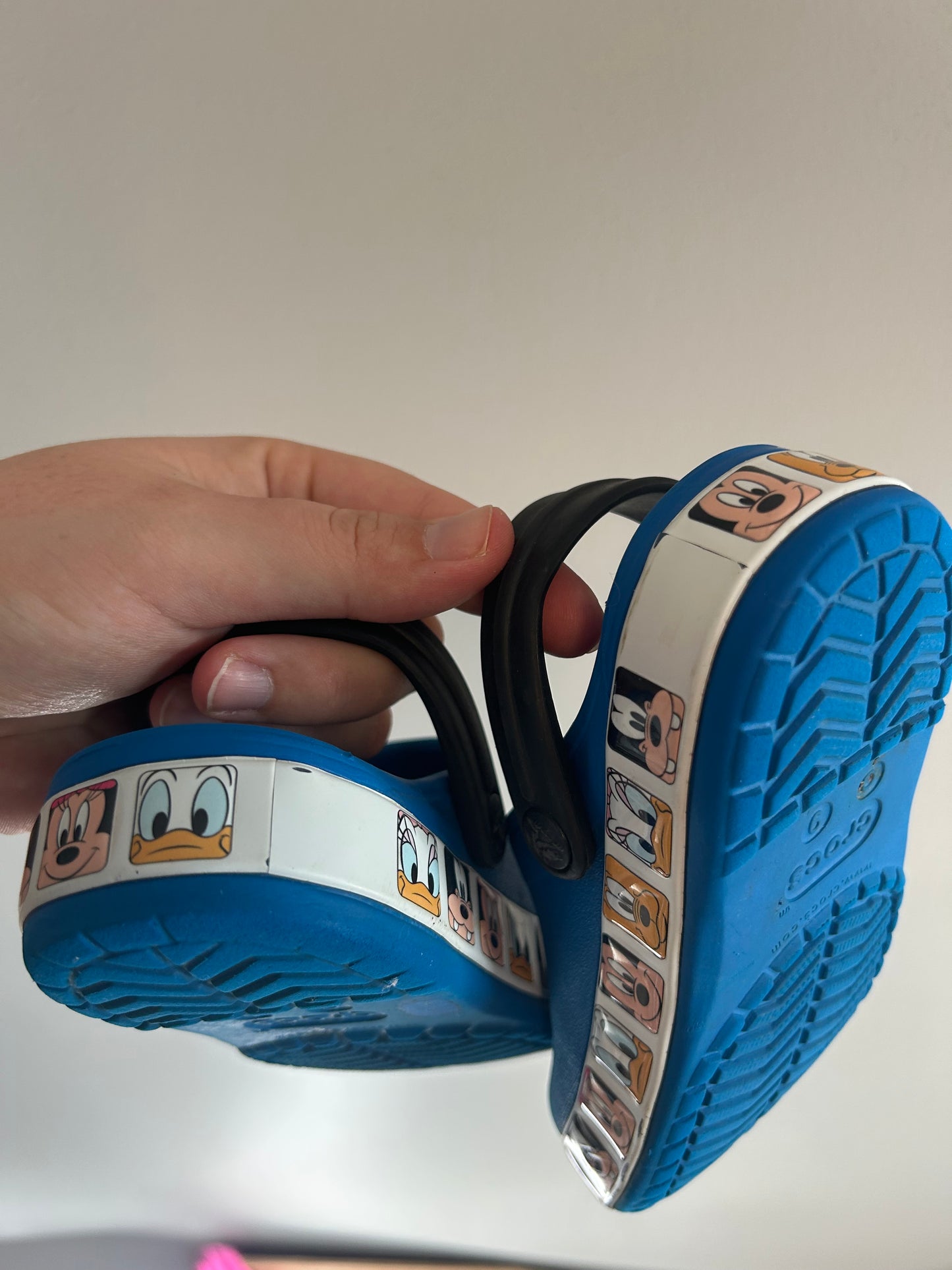 Crocs C9 blue Disney shoes