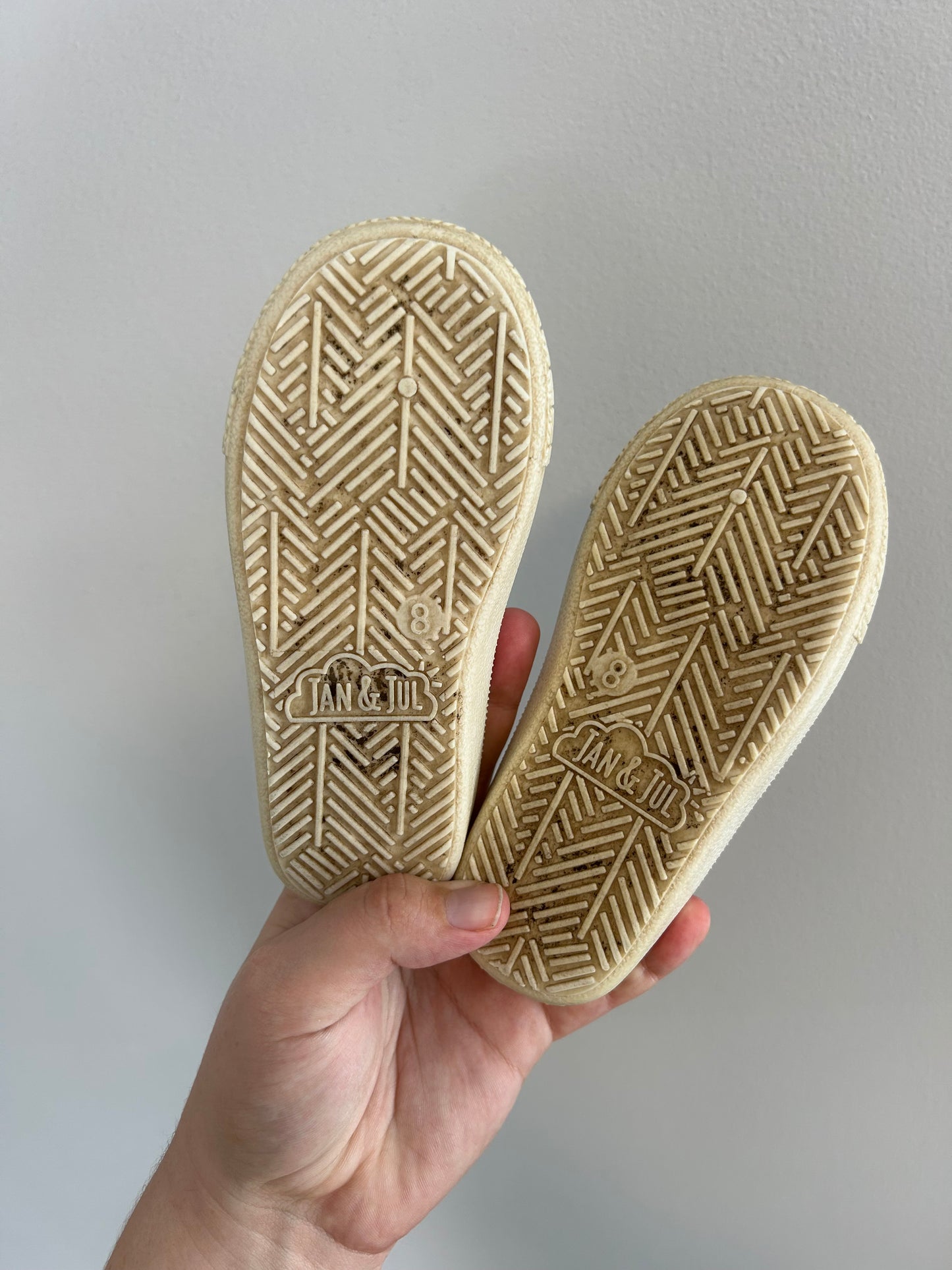 Jan & Jul toddler 8 grey mesh slip on shoes