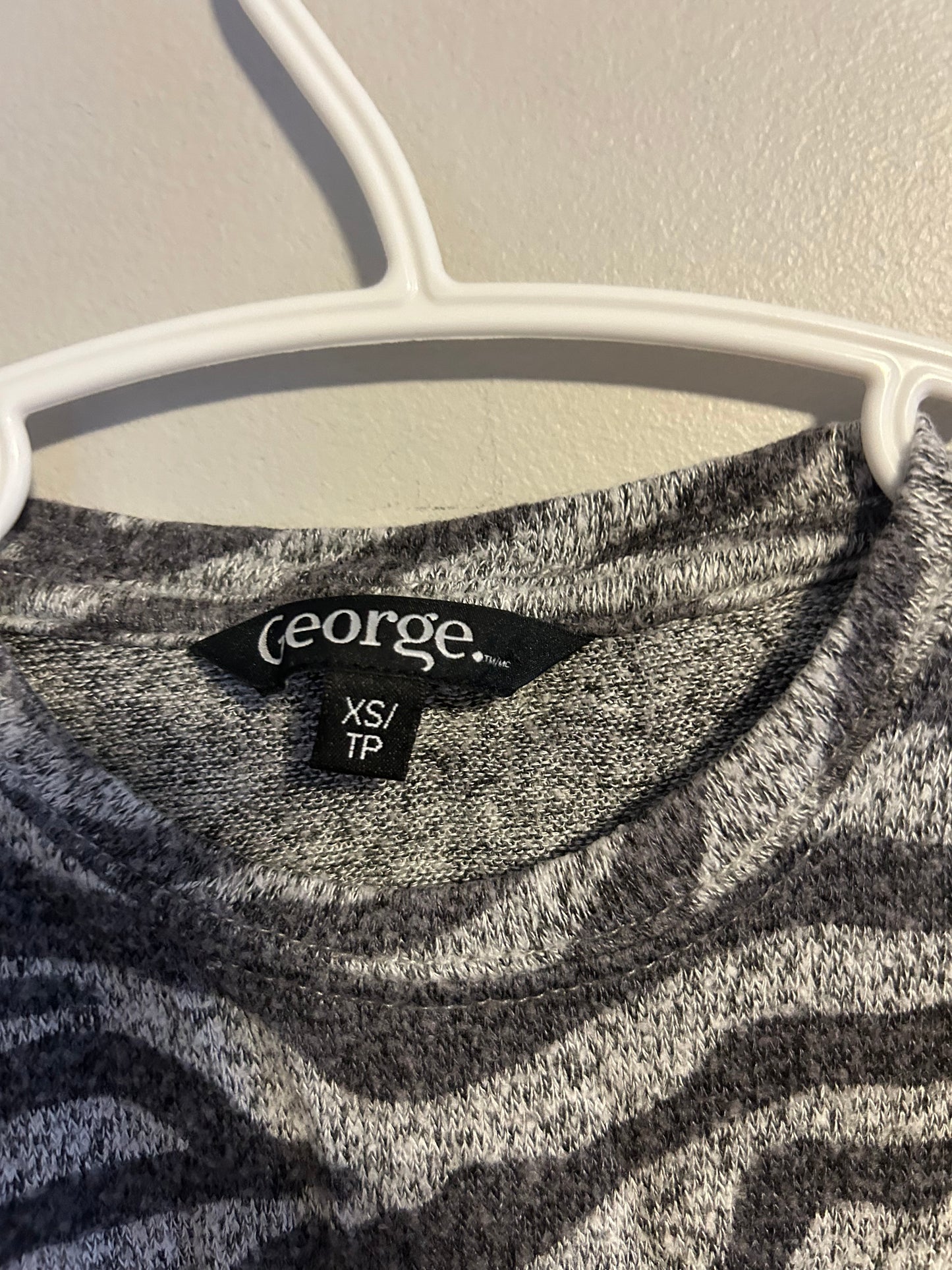 George youth xs grey zebra shirt