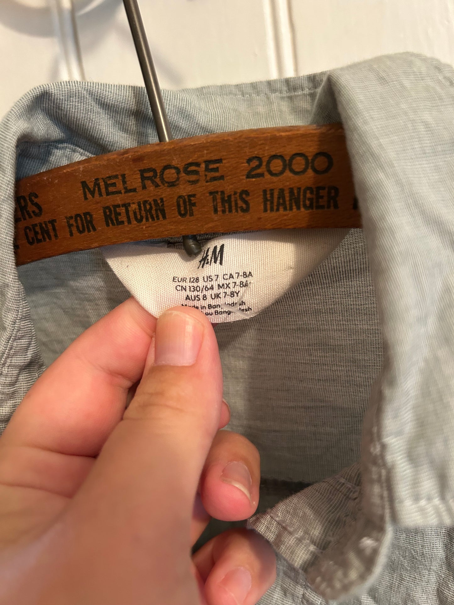 H&M boys 7/8 light green button up shirt