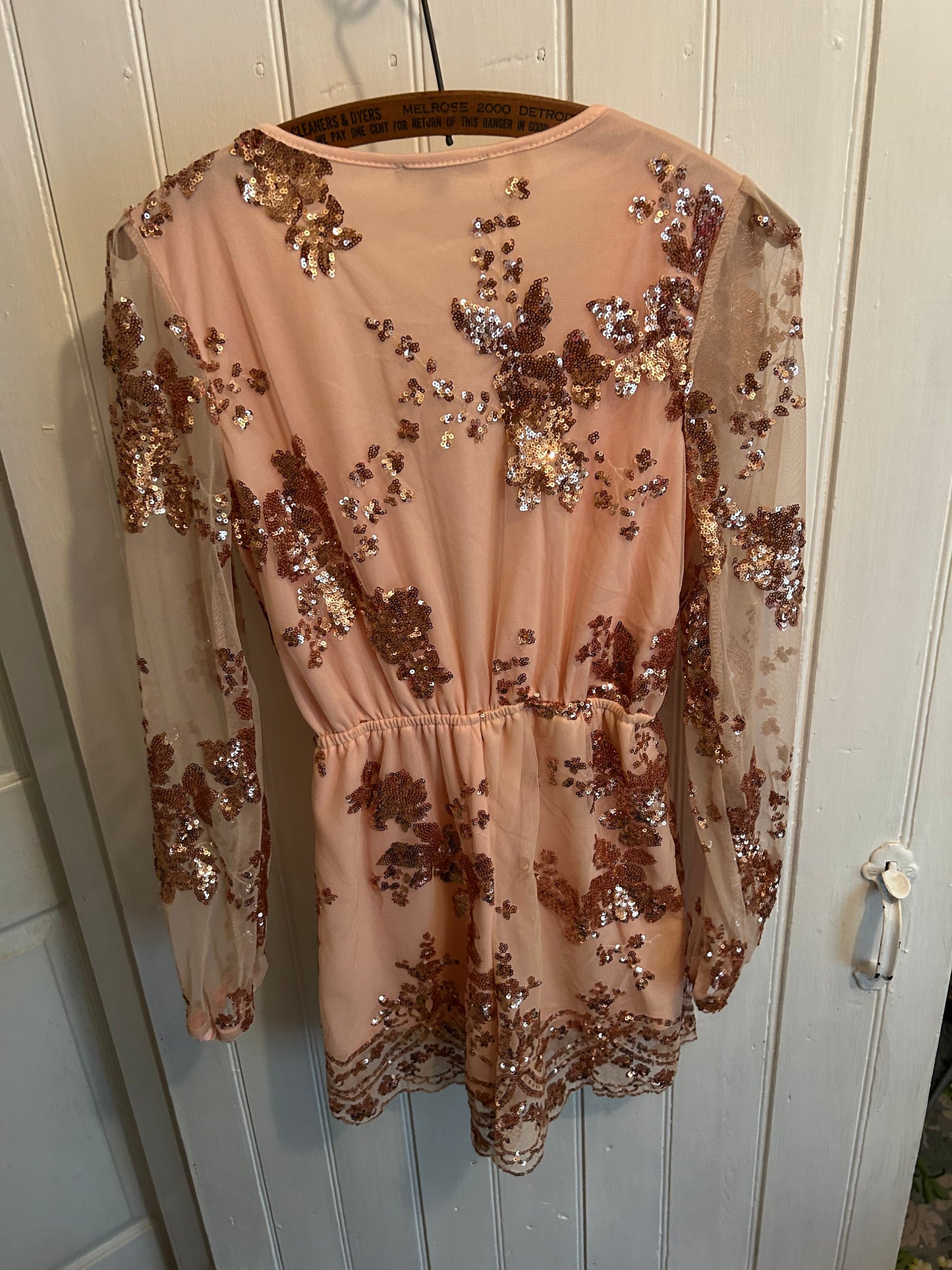 Moonlite xs pink & gold sequin floral vneck romper