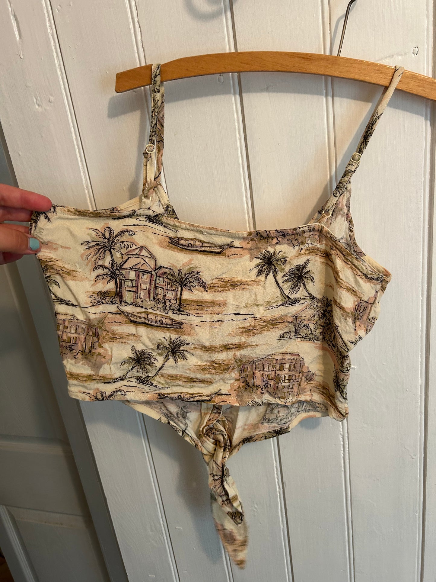 American eagle xs tan Hawaiian crop top