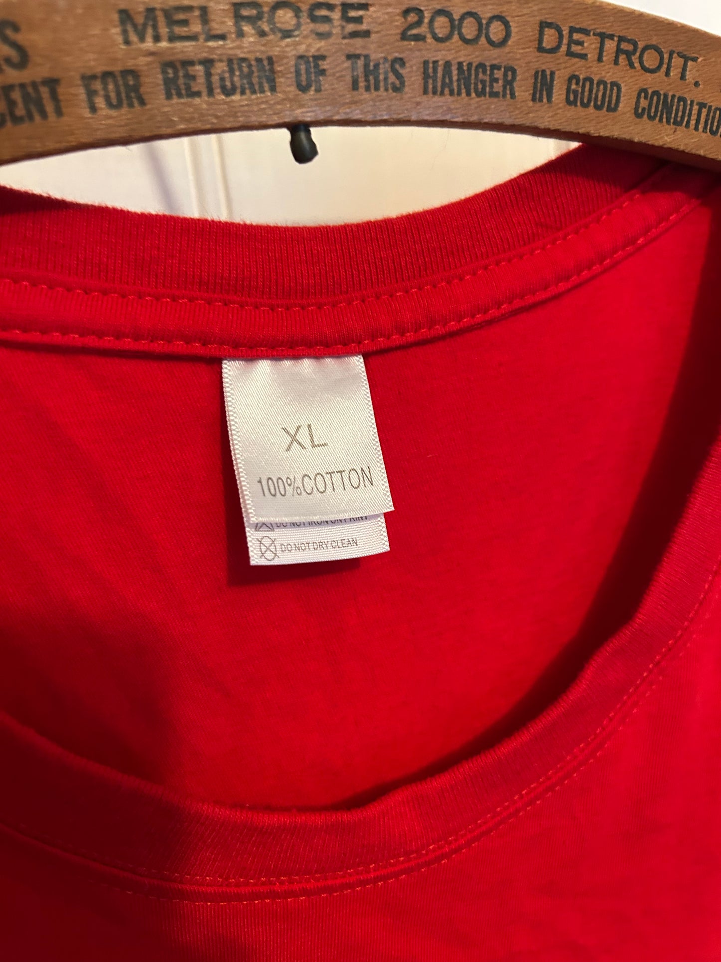 Men’s xl red Cummins tshirt