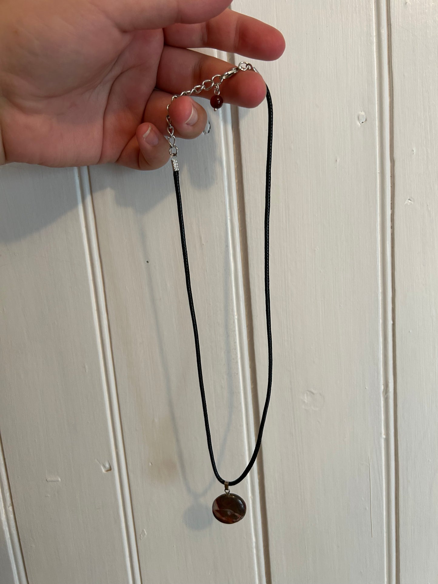 Brown circle pendant gemstone necklace