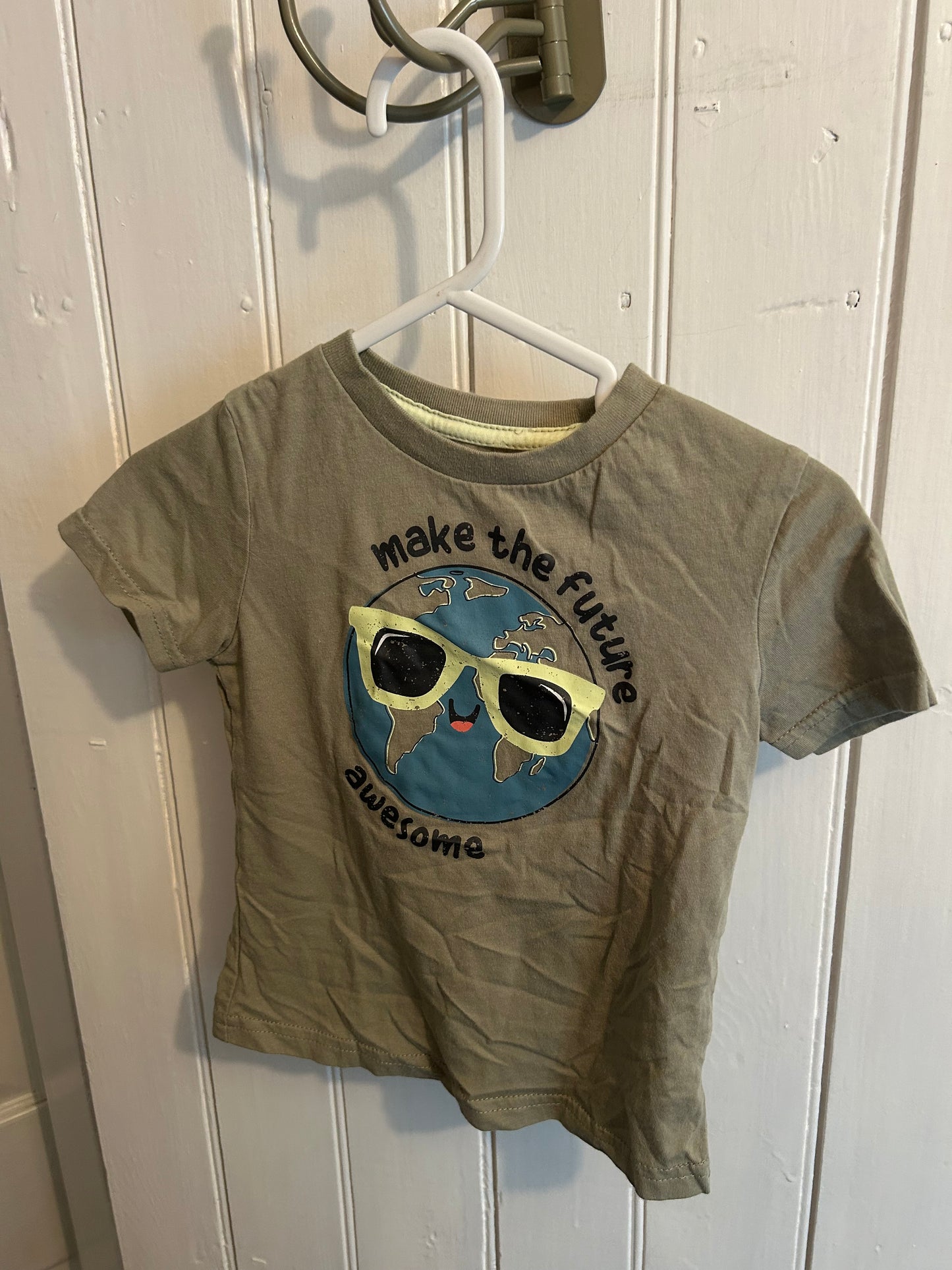 George 2t green earth graphic T-shirt