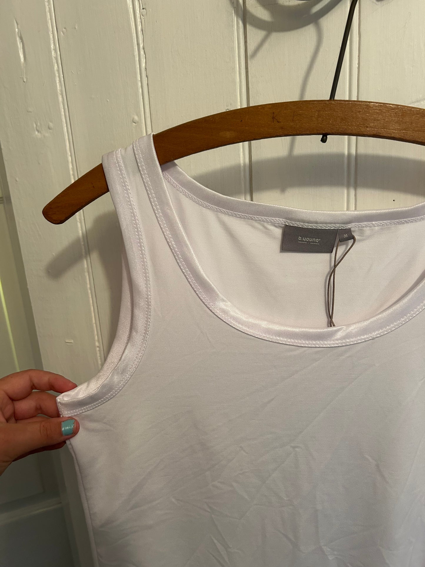 B young medium white tank top