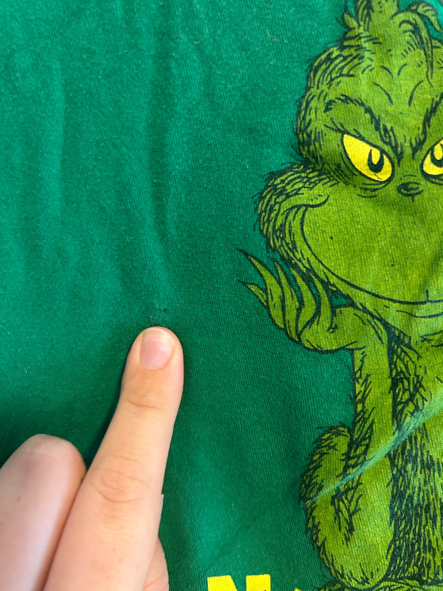 Old navy youth 5 green grinch naughty graphic T-shirt