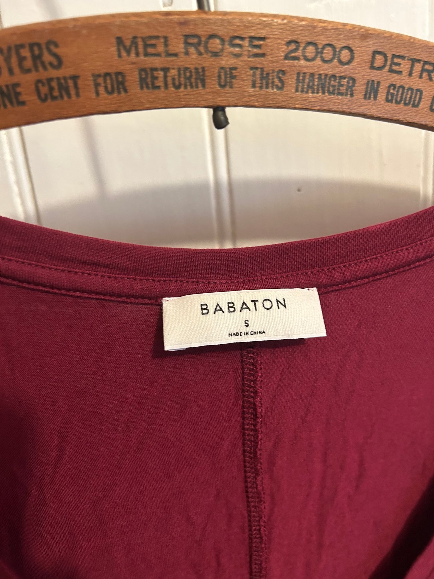 Babaton Aritzia small red vneck tank top
