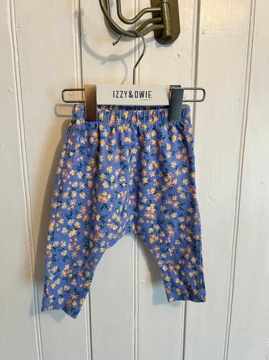 Old navy 3/6m blue daisy pants
