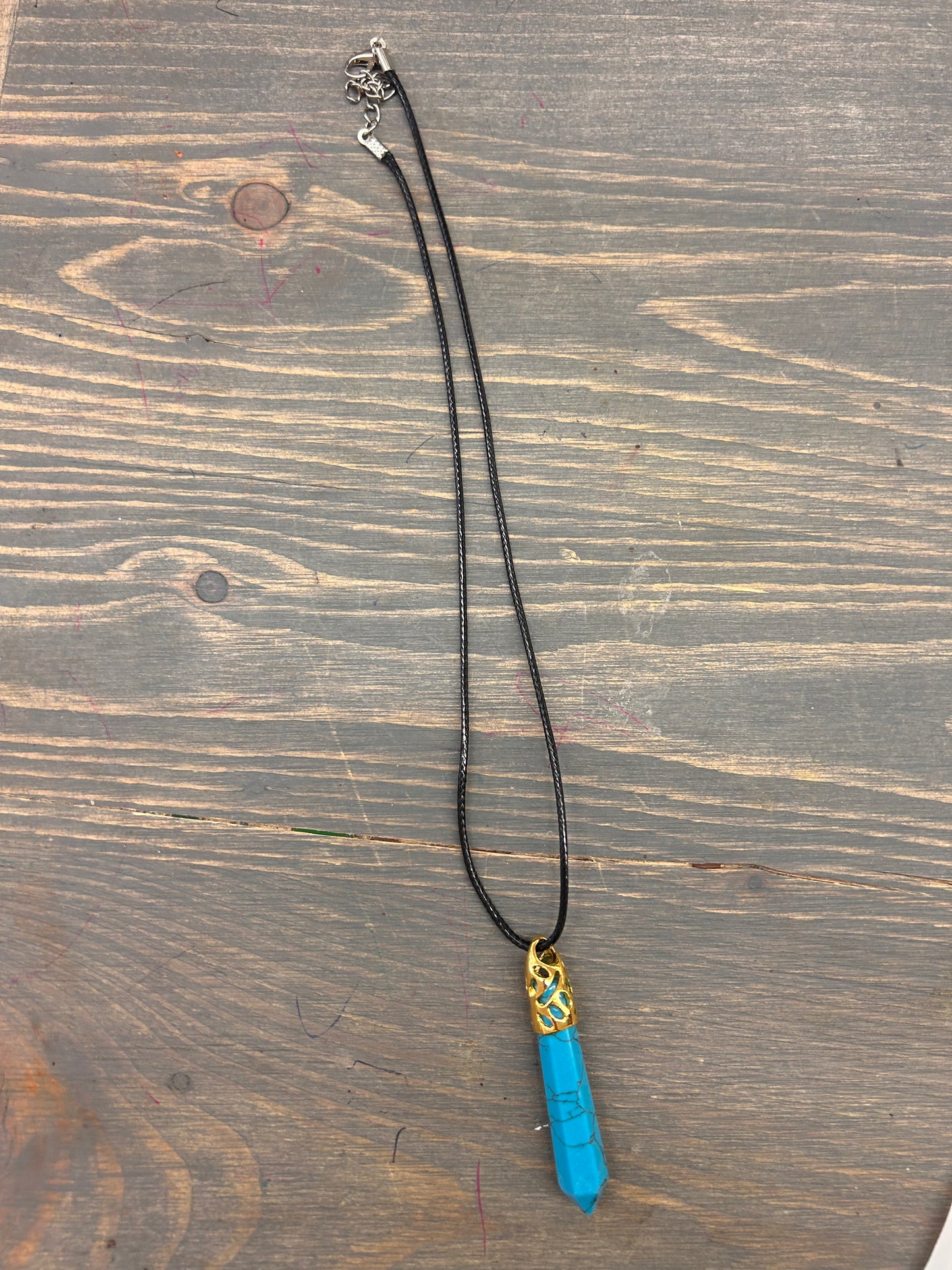 Turquoise pendant necklace