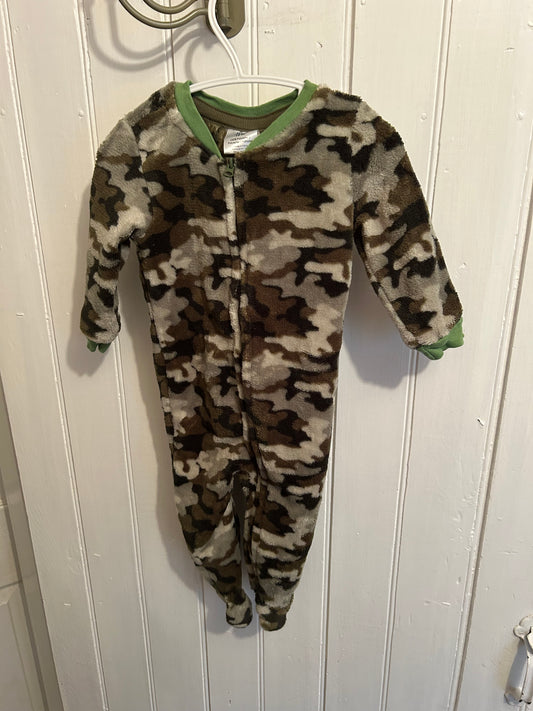 Baby mode 12m green camo fleece sleeper