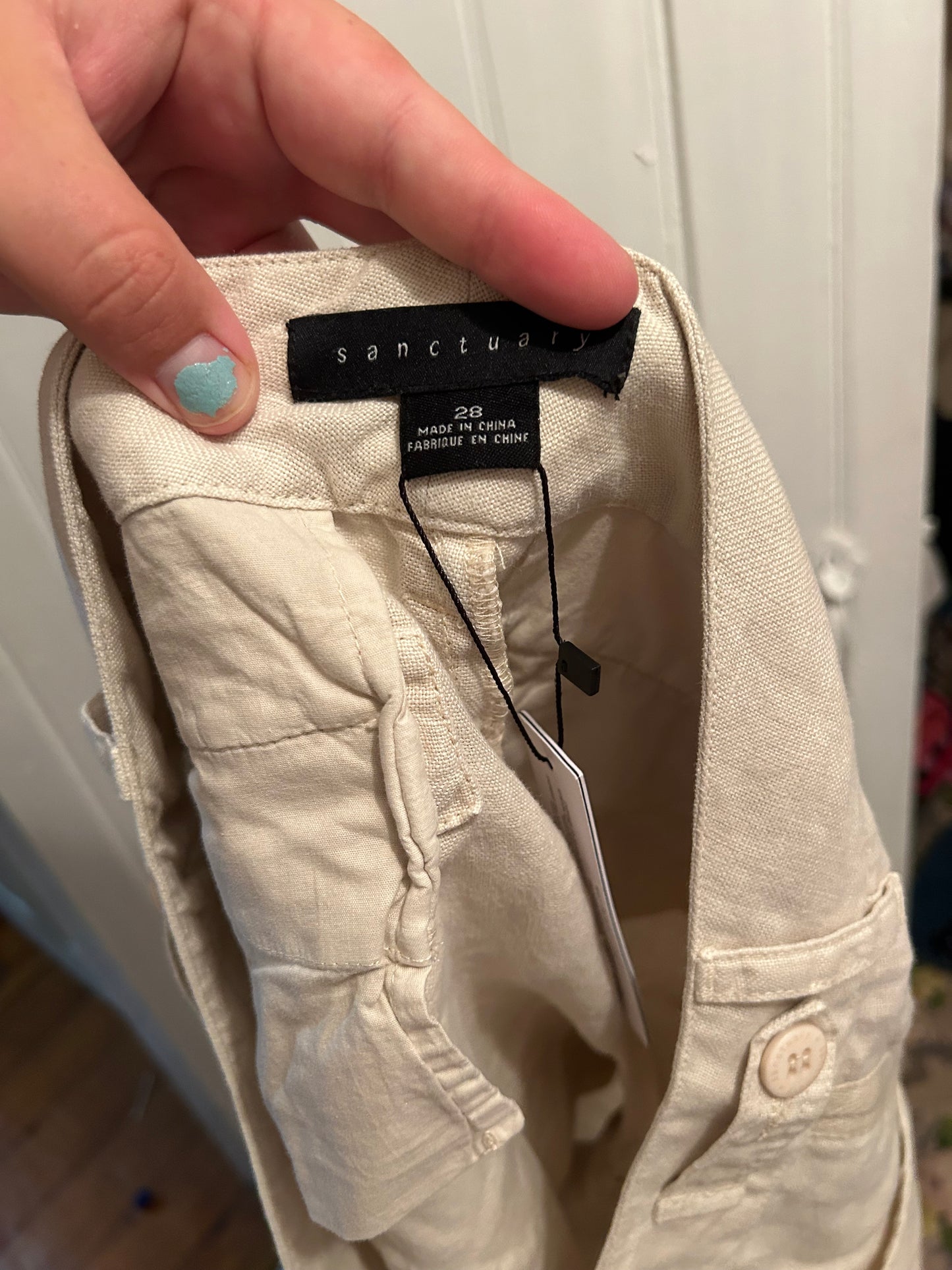 NEW sanctuary 28 tan linen shorts