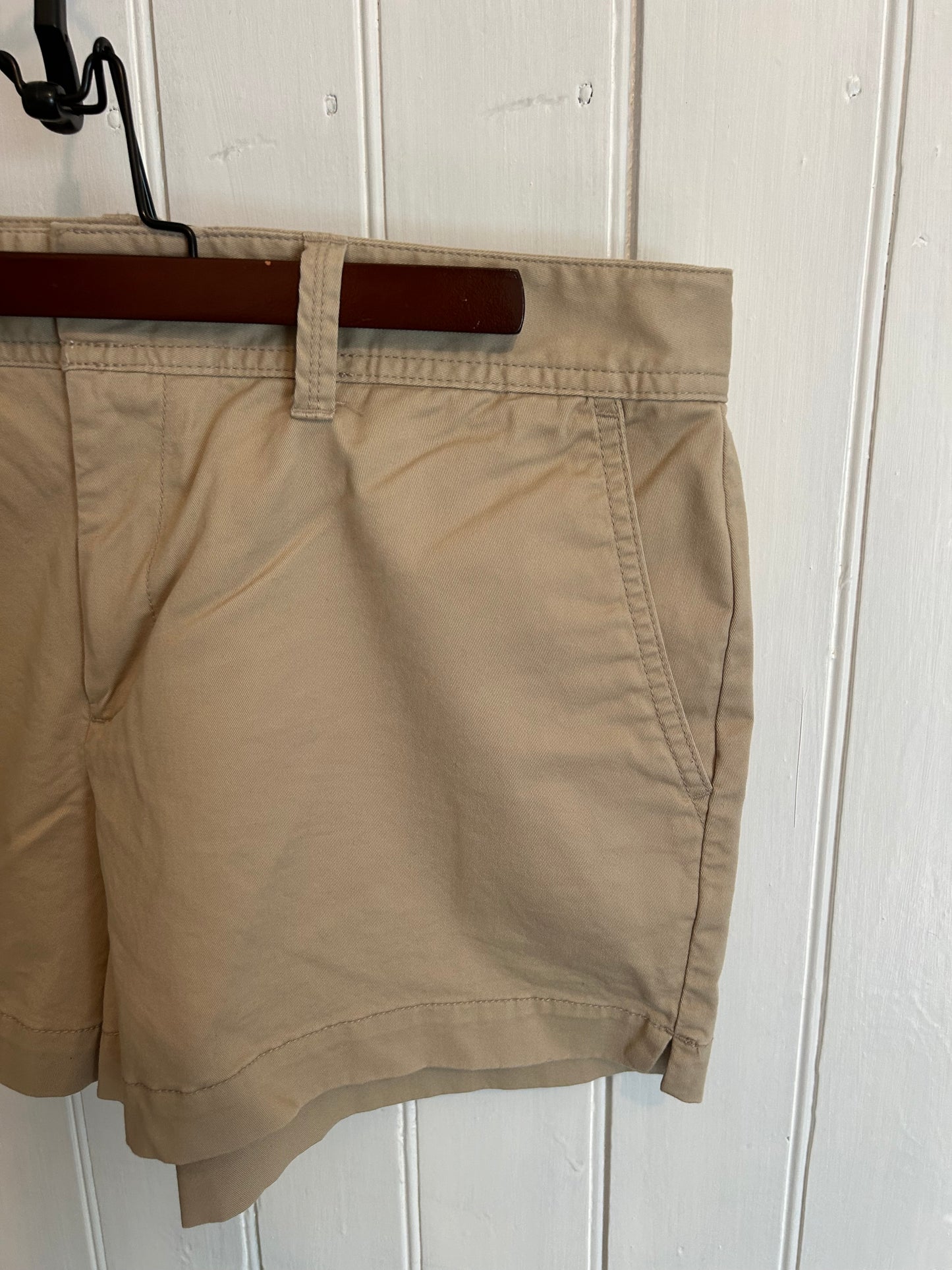 Gap 10 khaki shorts