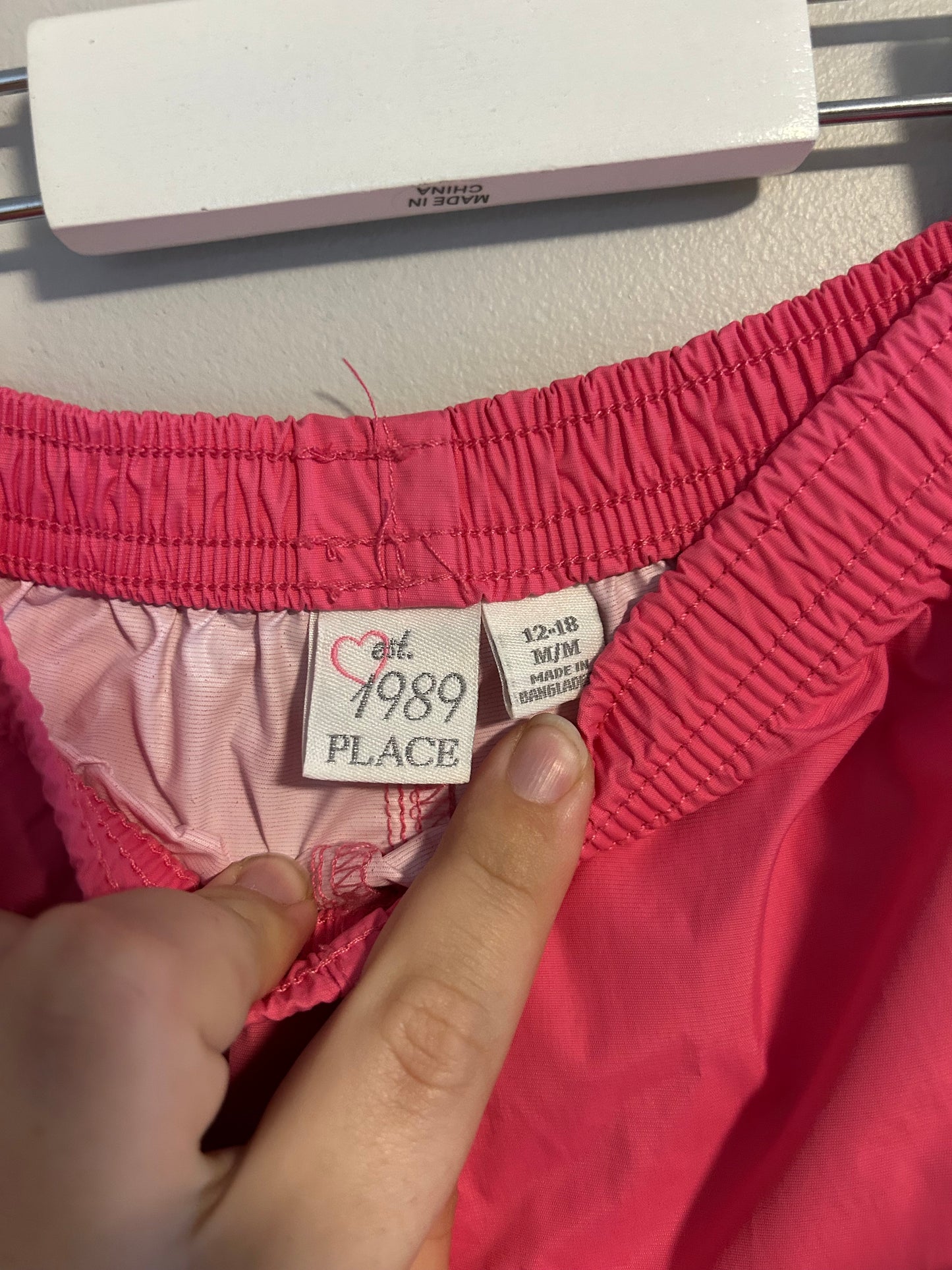 Children’s place 12/18m pink splash pants