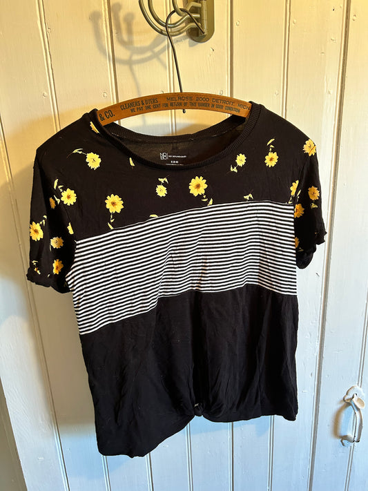 NOBO small striped daisy top