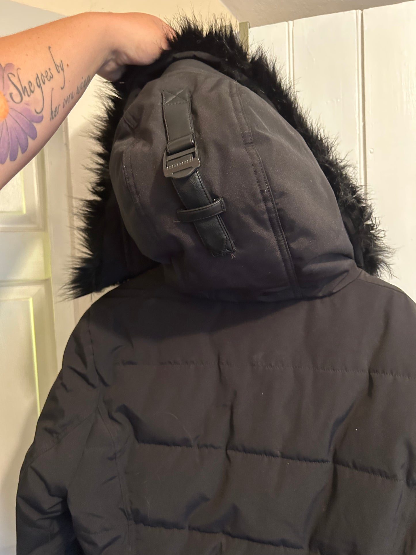 Guess xl black winter jacket