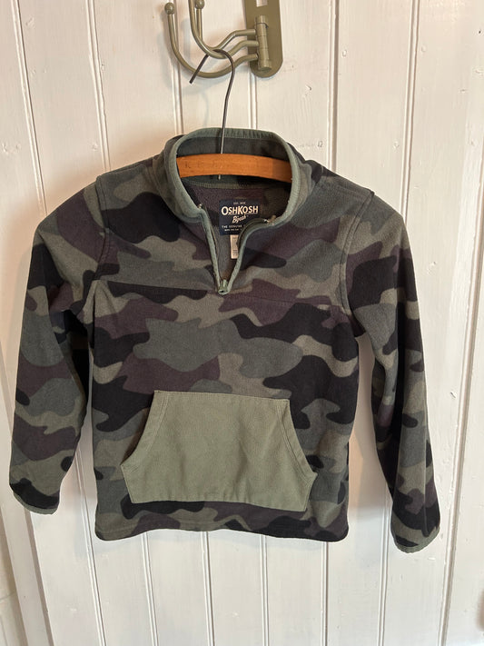 Oshkosh 8 green camo fleece quarter zip sweater