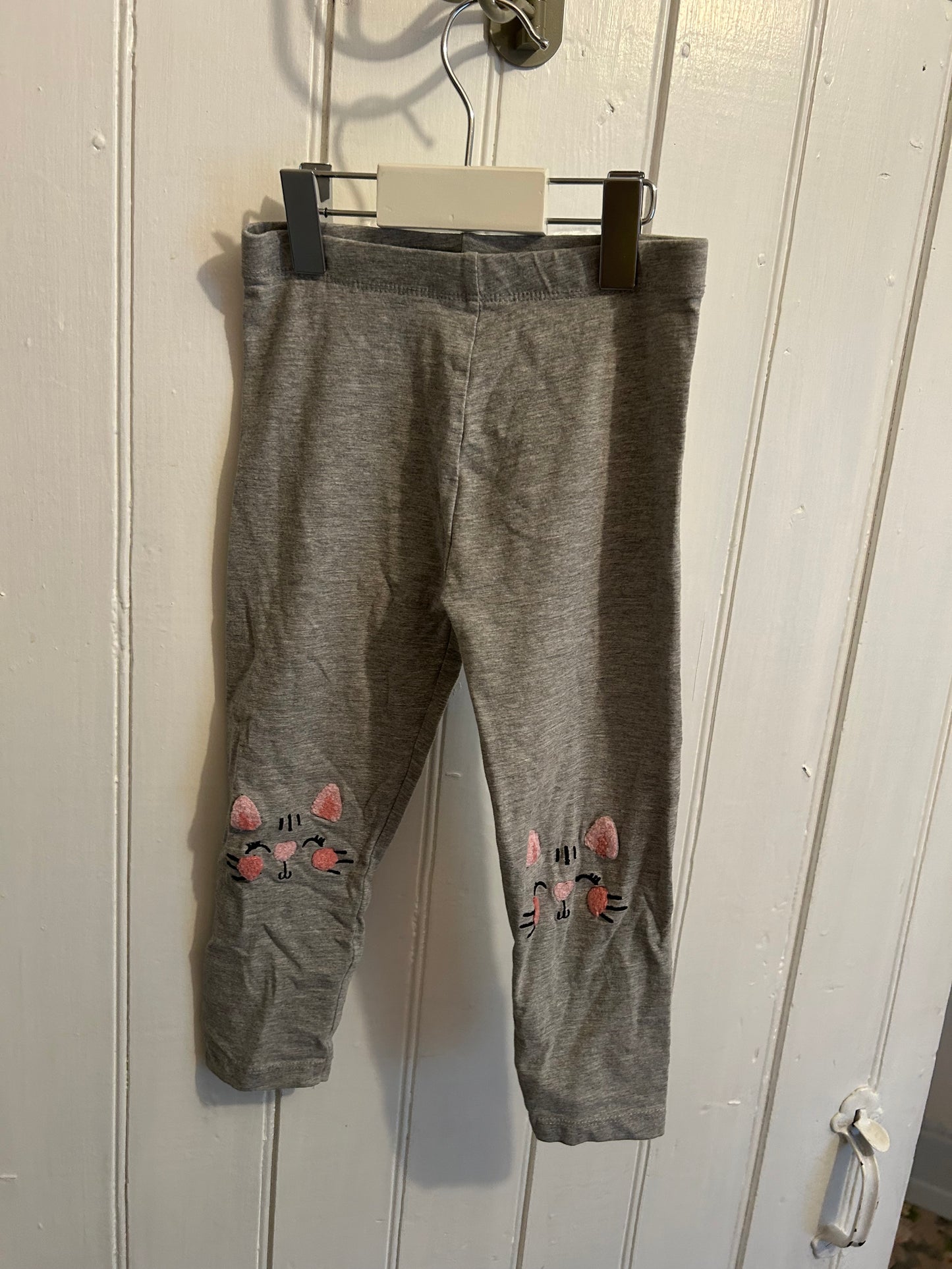 Monkey bars 4 grey & pink cat knee leggings