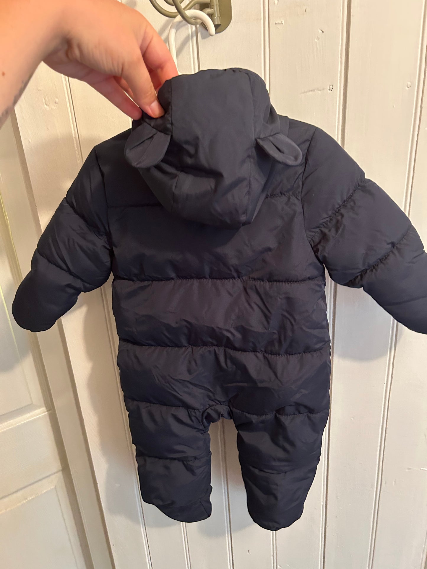 Old navy 3/6m navy snowsuit