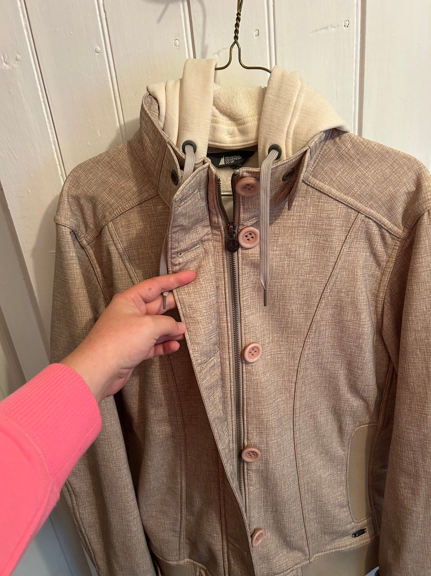 MEC women’s xl tan fleece lined soft shel jacket