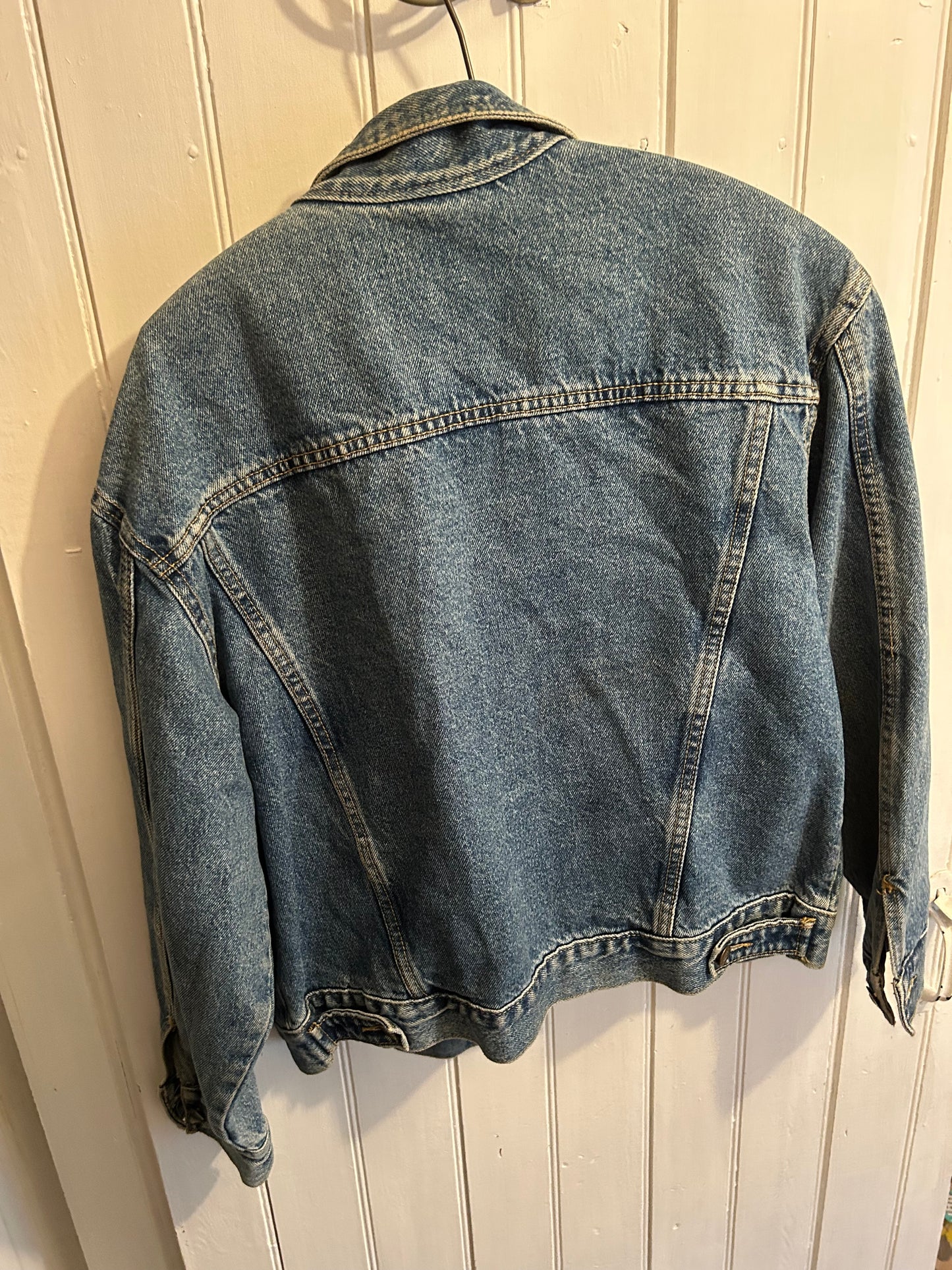 Vintage guess light wash denim jacket