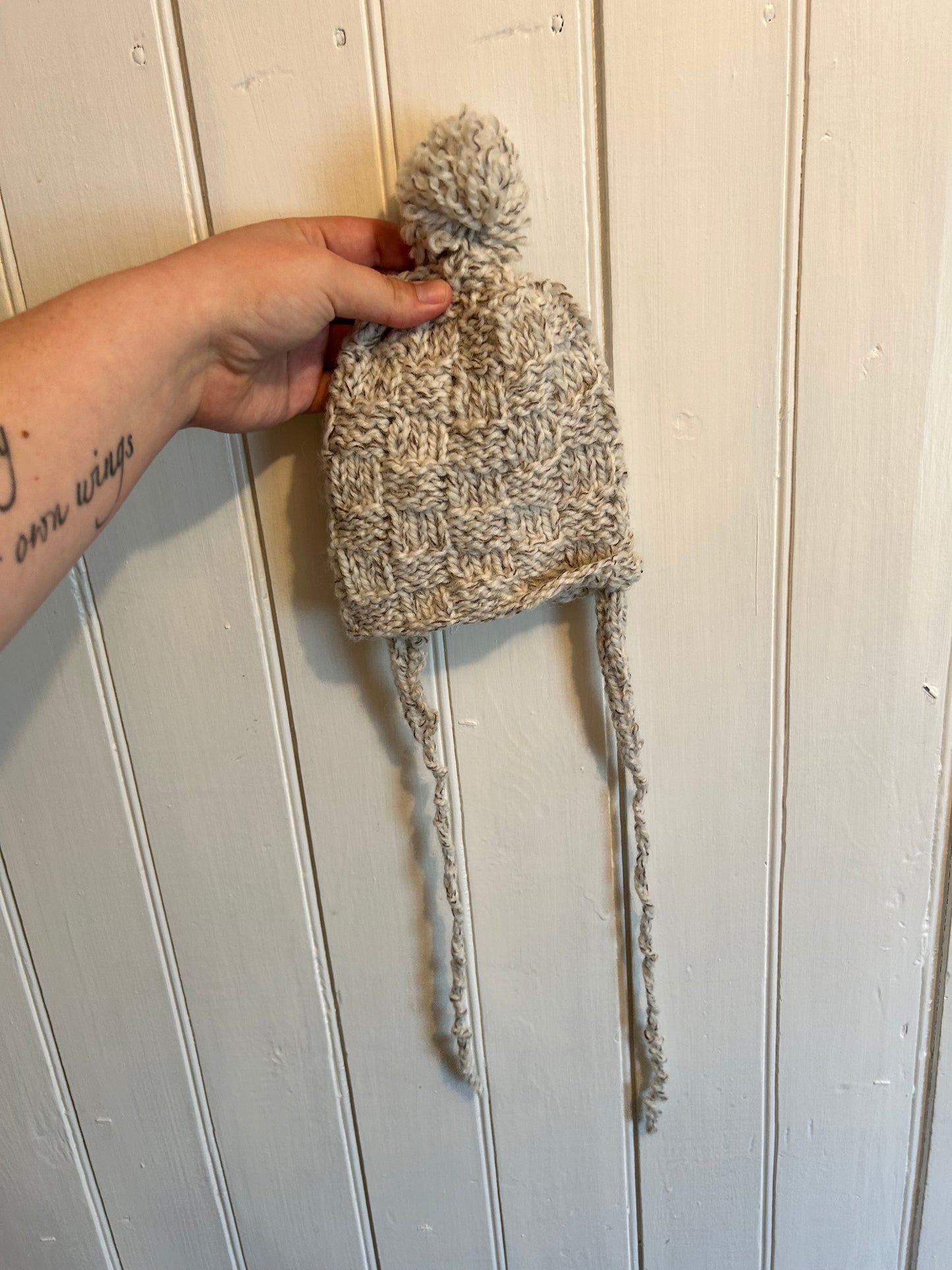 Handmade 6/12m tan knit hat