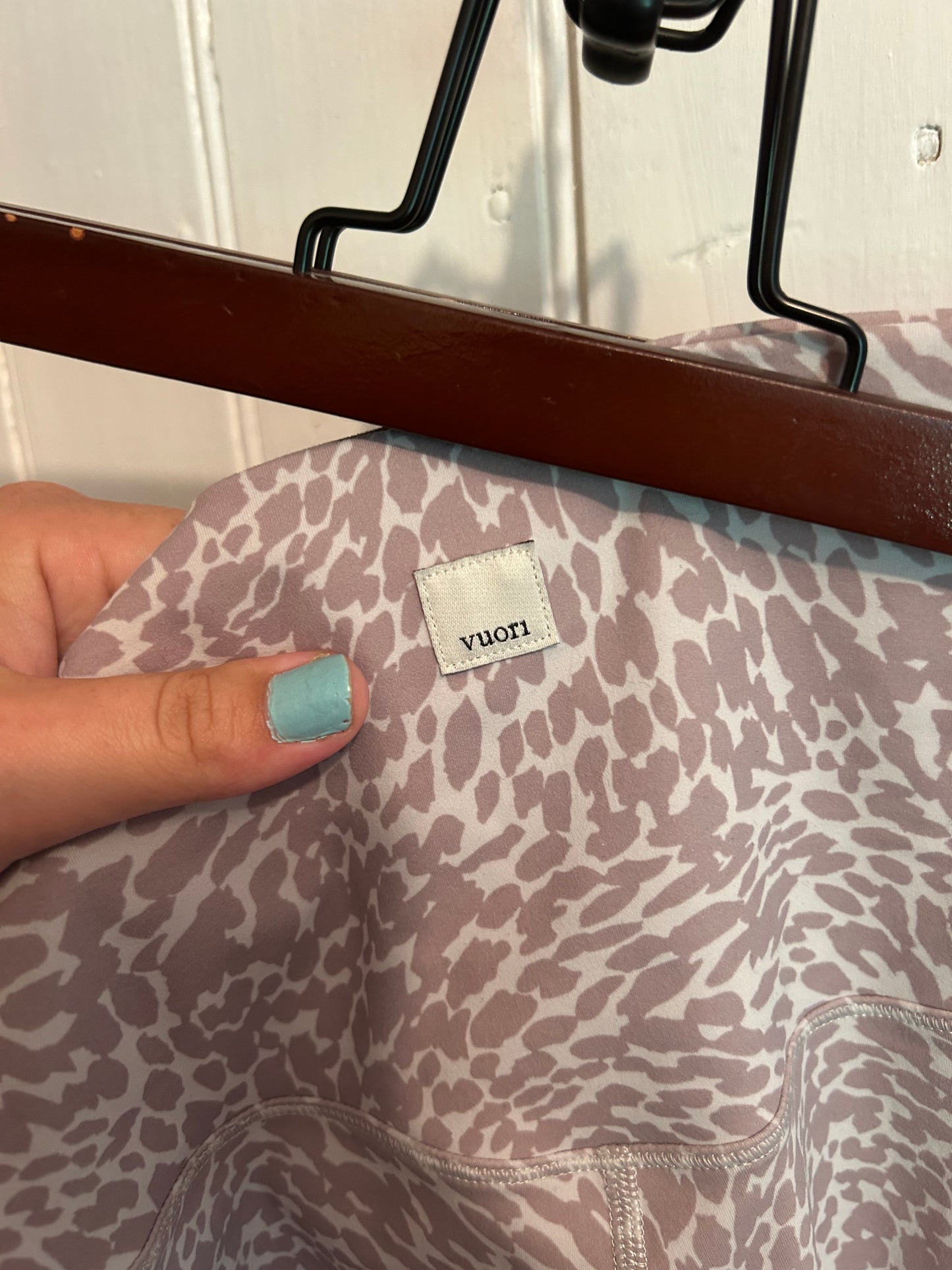 Vuori xl brown bike shorts