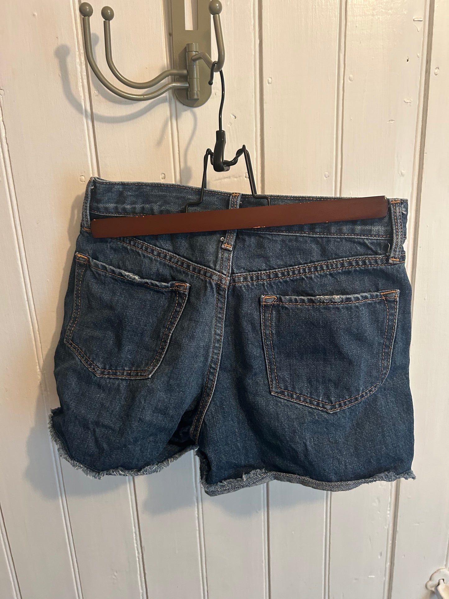 Old navy youth 12 medium wash denim shorts