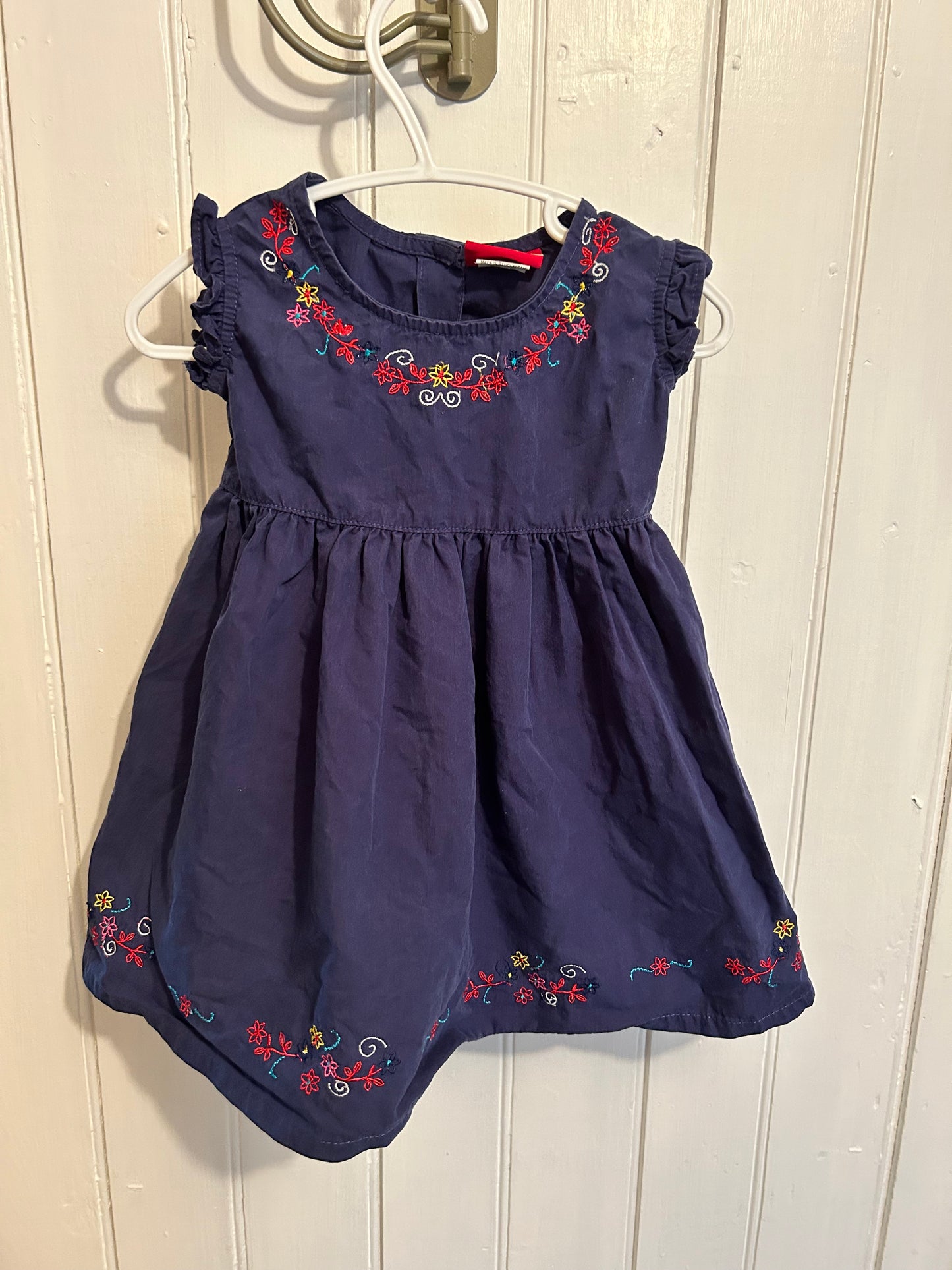 Vintage star 2t navy embroidered floral dress