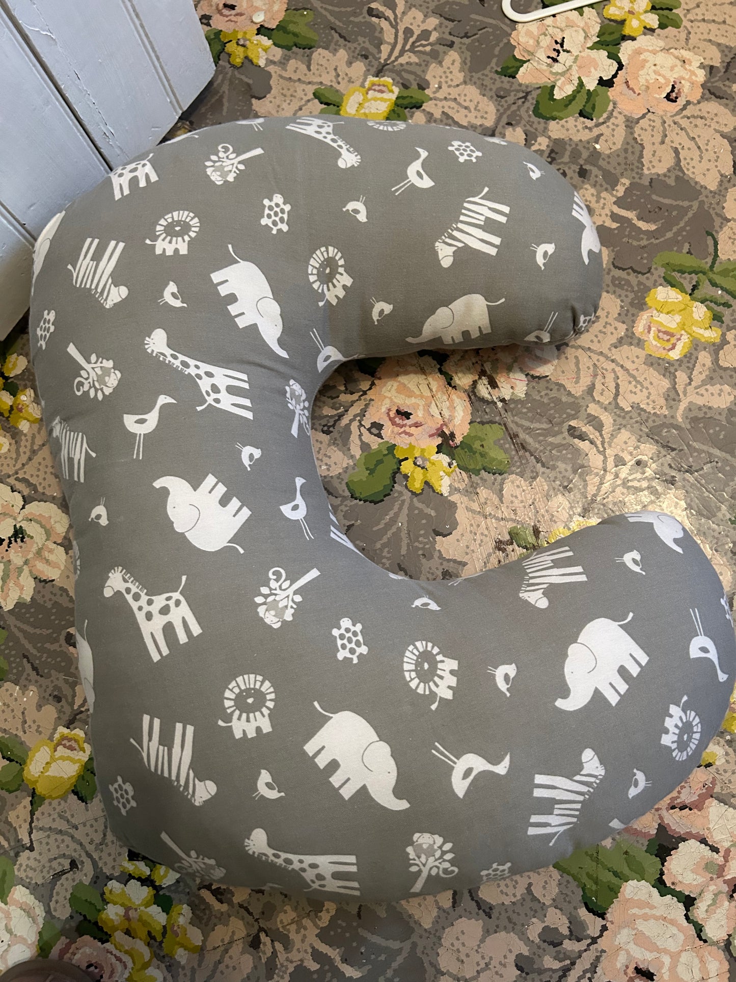 Jolly jumper nursing boppy pillow