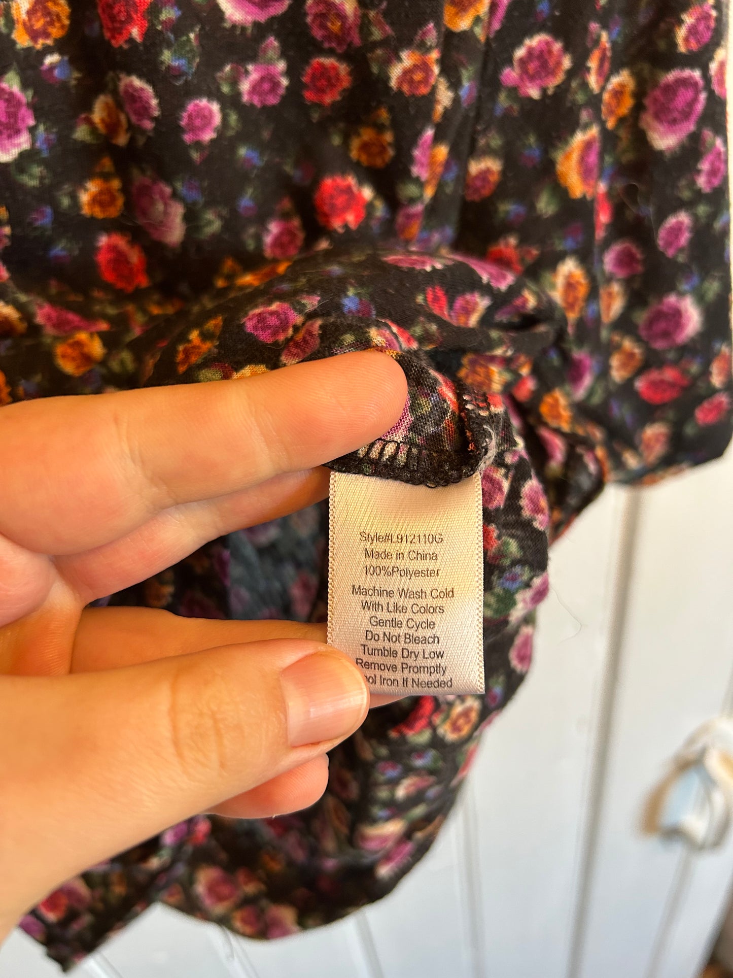 SWS large floral twist top