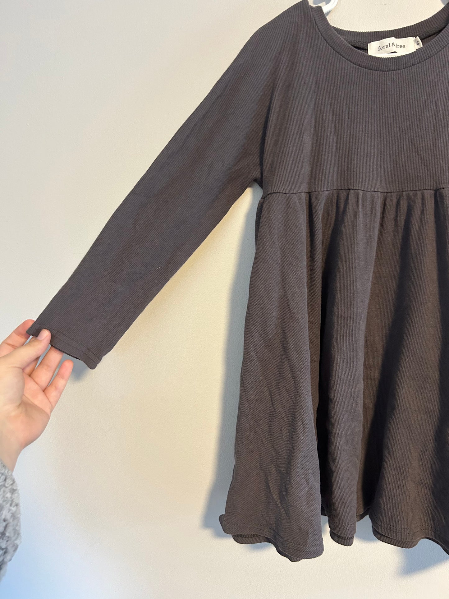 Feral & free 5t grey ribbed dress