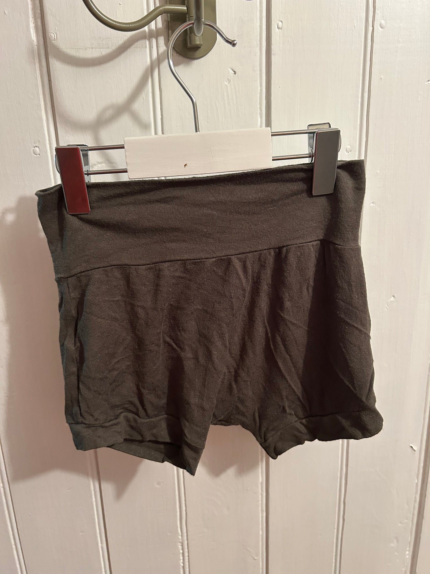 Handmade picket fence 4/5t dark green bamboo shorts