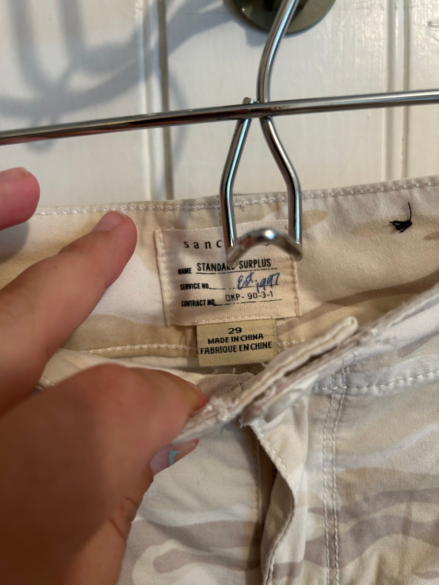 Sanctuary 29 tan camo shorts