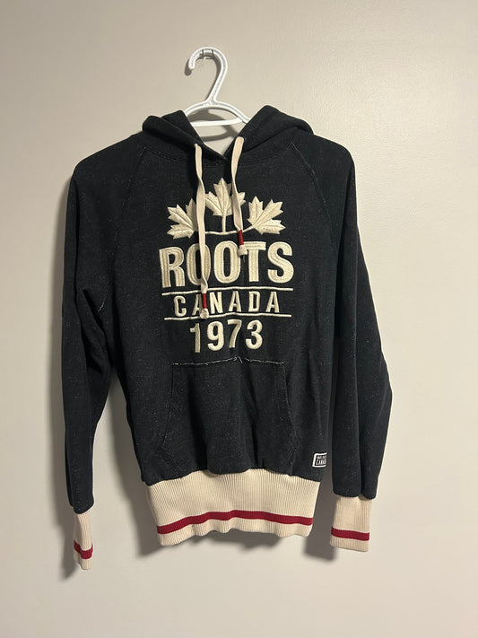 Roots women’s xs black hoodie